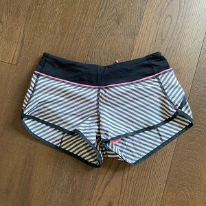 Lululemon Run Speed Short size 4 Classic Stripe